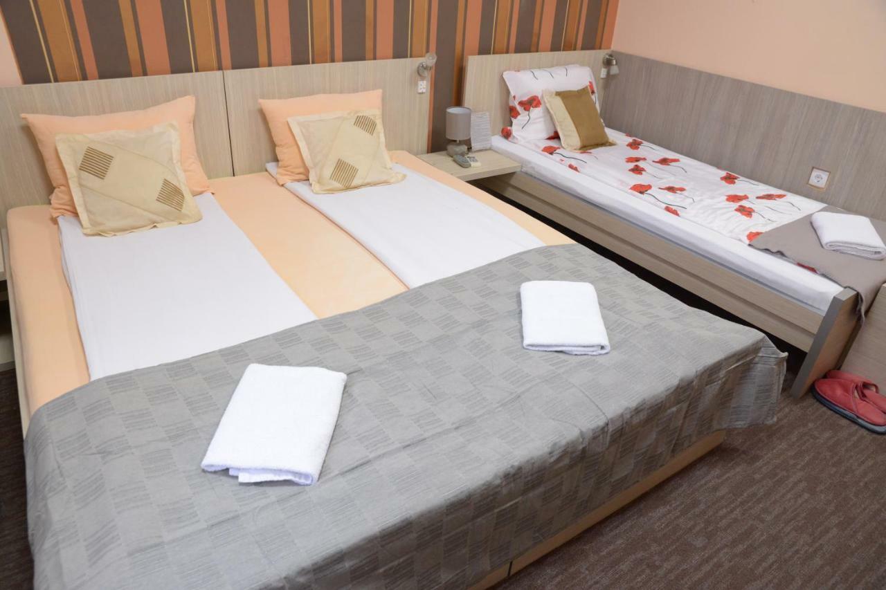 Guest House Golden Coin Ni Eksteriør billede